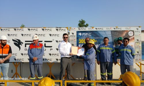 pfc-al-taweelah-300000-safe-manhours-02-certificate-presentation